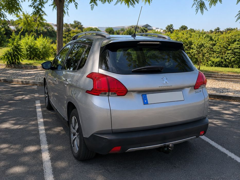 Peugeot 2008 1.2 PureTech 110 CV Crossway