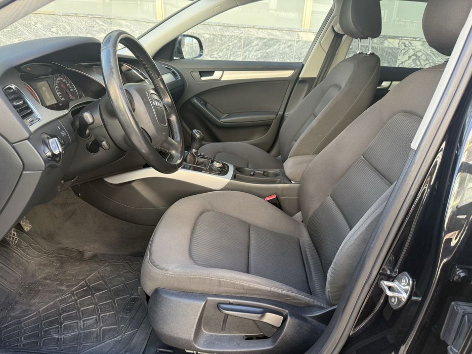 Audi A4 B8.5 Avant 2.0 TDI Sport 136cv 2011