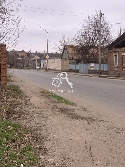 Продаж будинку та земельної ділянки 10 сот.