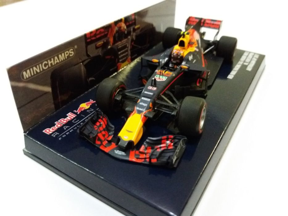 Minichamps F1 Max Verstappen Red Bull RB13 2017