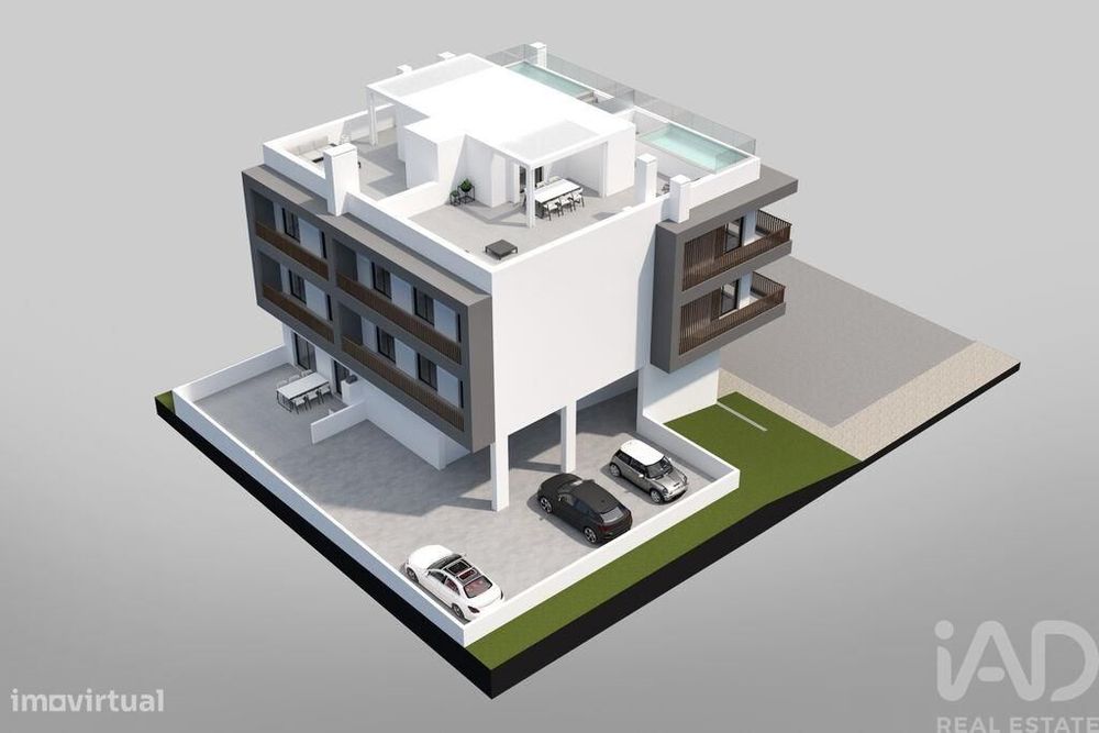 Apartamento T3 em Mexilhoeira Grande de 118,00 m2