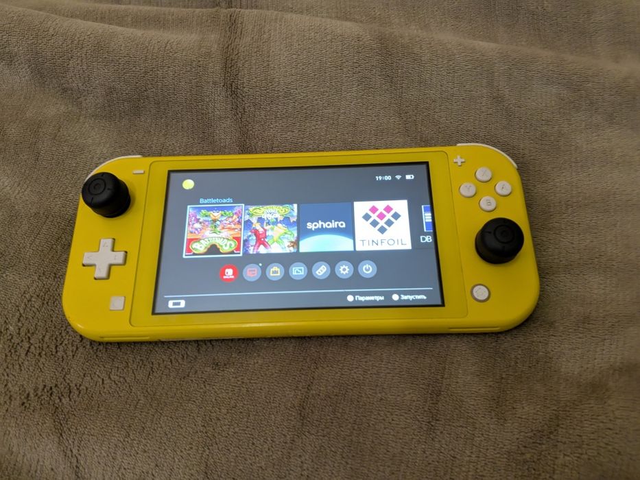 Nintendo Switch Lite, купить Нинтендо Свитч Лайт - цена на OLX