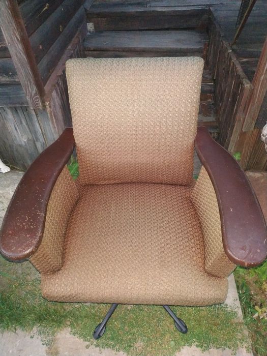 OKAZJA fotel obrotowy PRL model KOS Lubuska Fabryka Mebli Świebodzin