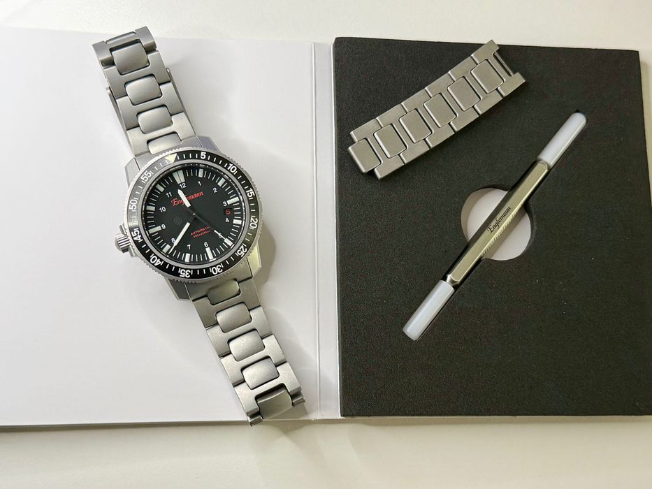 Englemaan Vanguard zegarek jak Sinn toolwatch
