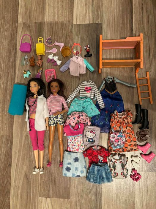 Zestaw Barbie / Skipper i różne akcesoria ubranka łóżeczko