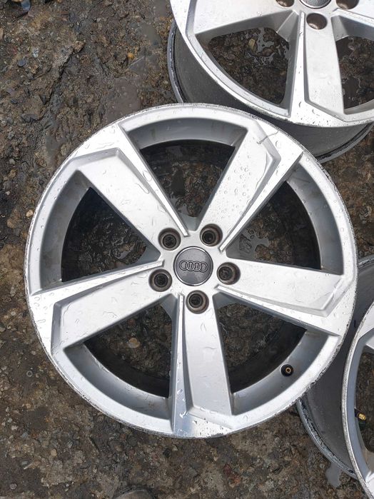 Felgi alufelgi 18 5x112 audi S3 8v a3 oryginalne