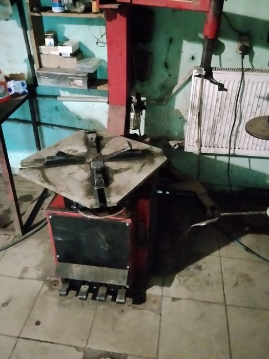 Продам станок шиномонтажный