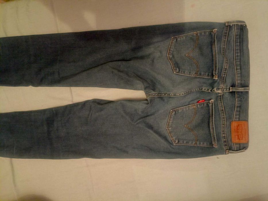 Levi Strauss: jeansy super skinny 28