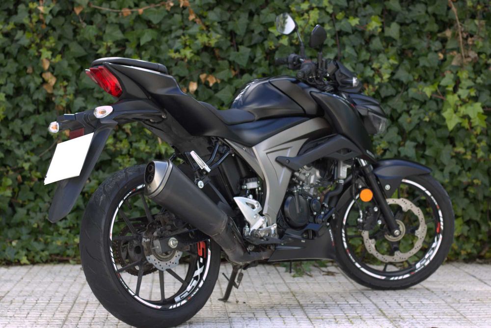 SUZUKI GSX-S 125 Excelente!!!