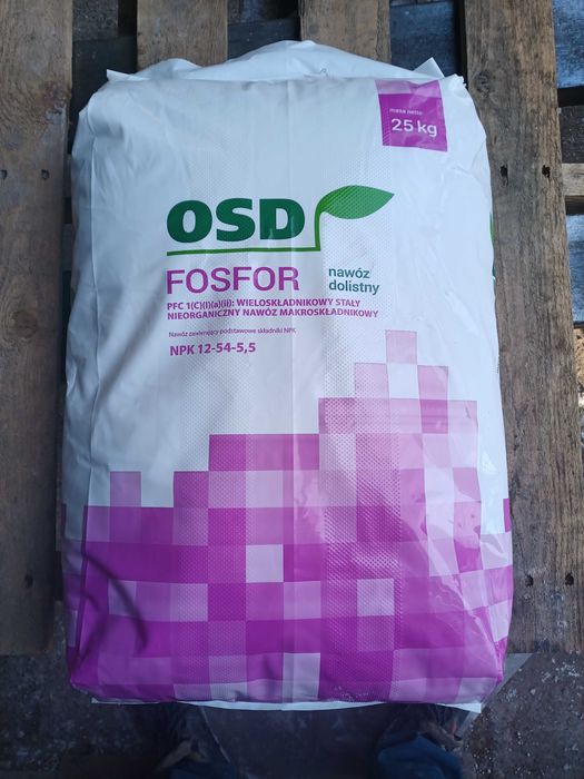 OSD Fosfor 25kg, nawóz dolistny OSD Fosfor, azot, fosfor i potas na fioletowe liście w kukurydzy