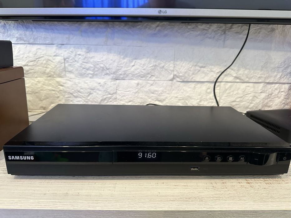 Kino Domowe Samsung 5.1 CD USB Radio Super stan