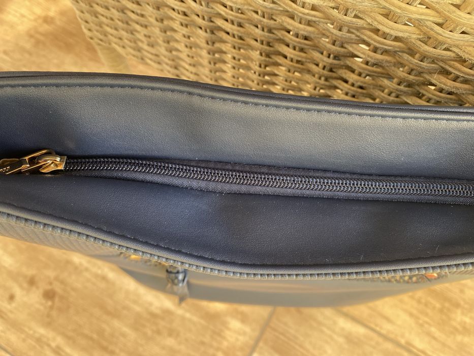 MONNARI torba damska listonoszka plisowany panel granatowa BAG1500-K01