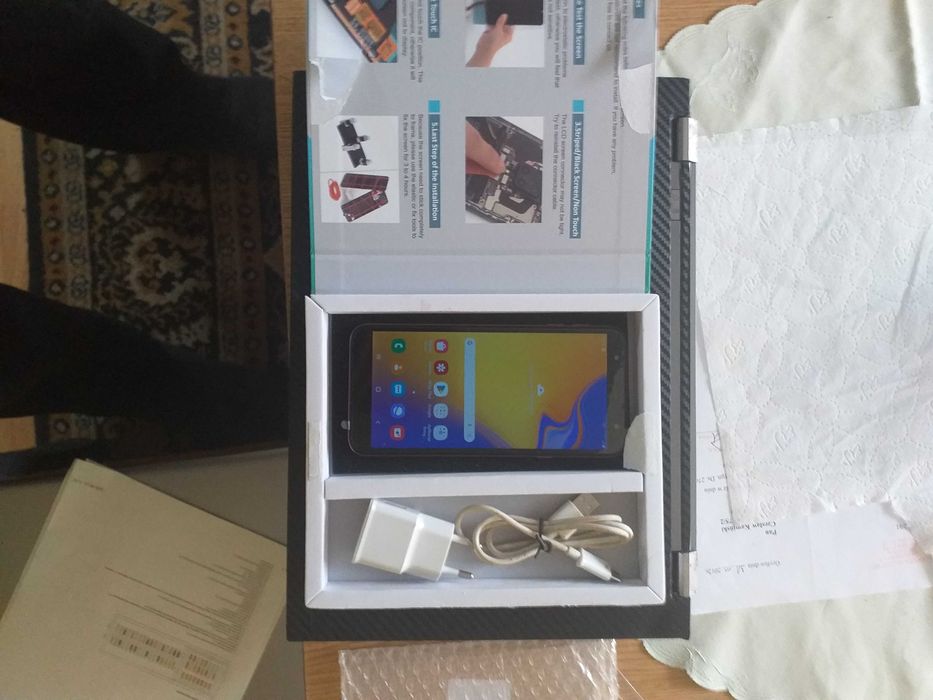 Samsung Galaxy J4+ 6"