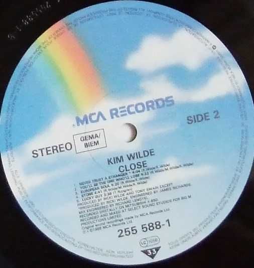 Kim Wilde – Close