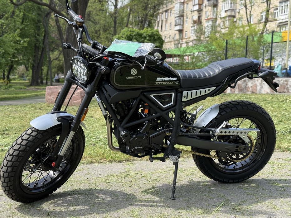 Мотоцикл GEON SCRAMBLER (300 FE 17/17 МКПП 6 II)