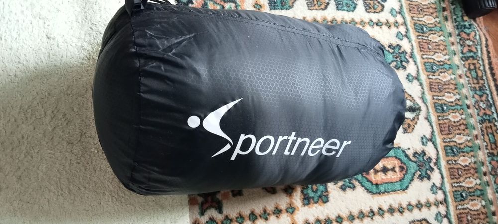 Спальный мешок ,,Pоrtneer,,утеплённый  210х75 черного цвета ,новый из