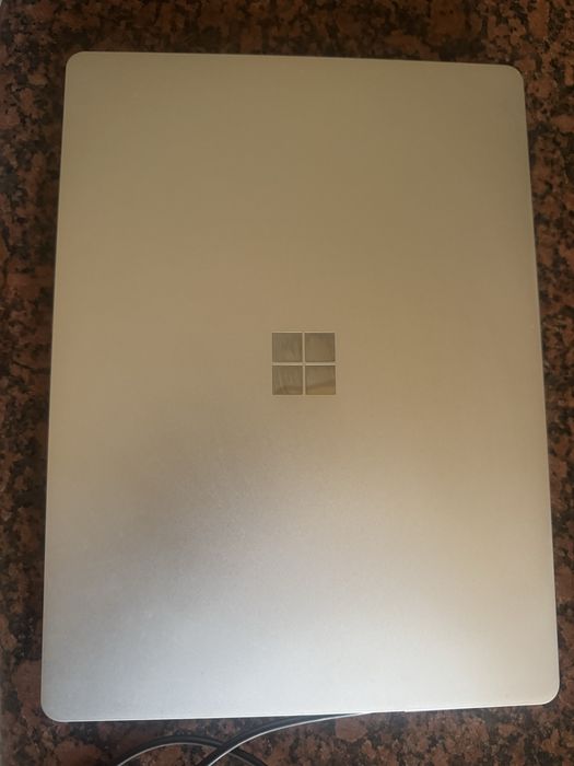 Microsoft Surface Laptop Go 2 i5
