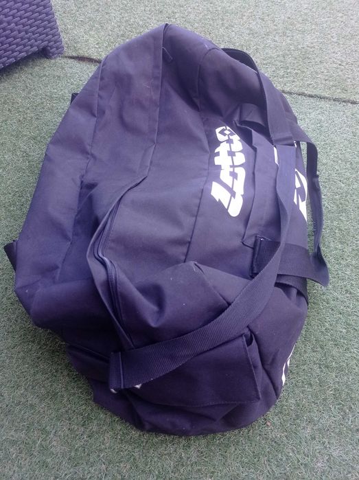 sacos de viagem como novos