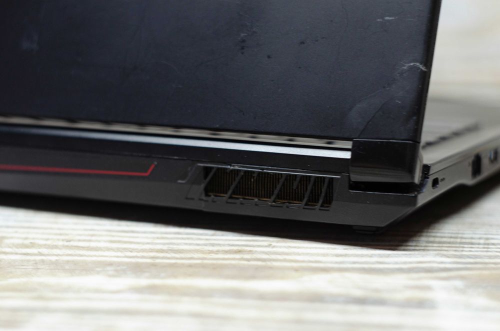 MSI GE62VR Apache Pro i7-7700HQ 3.8GHz/16Gb DDR4/GTX1060 3Gb/SSD+HDD