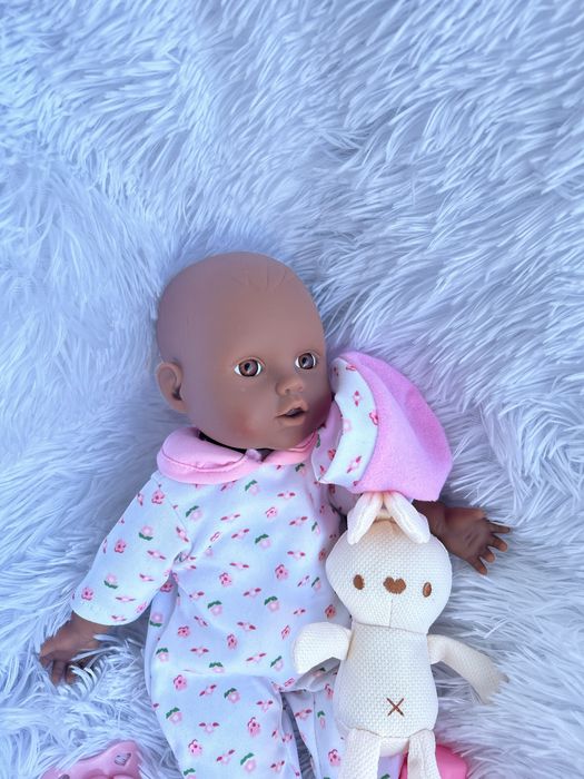 Boneca/nenuco com acessórios (sem o coelho)