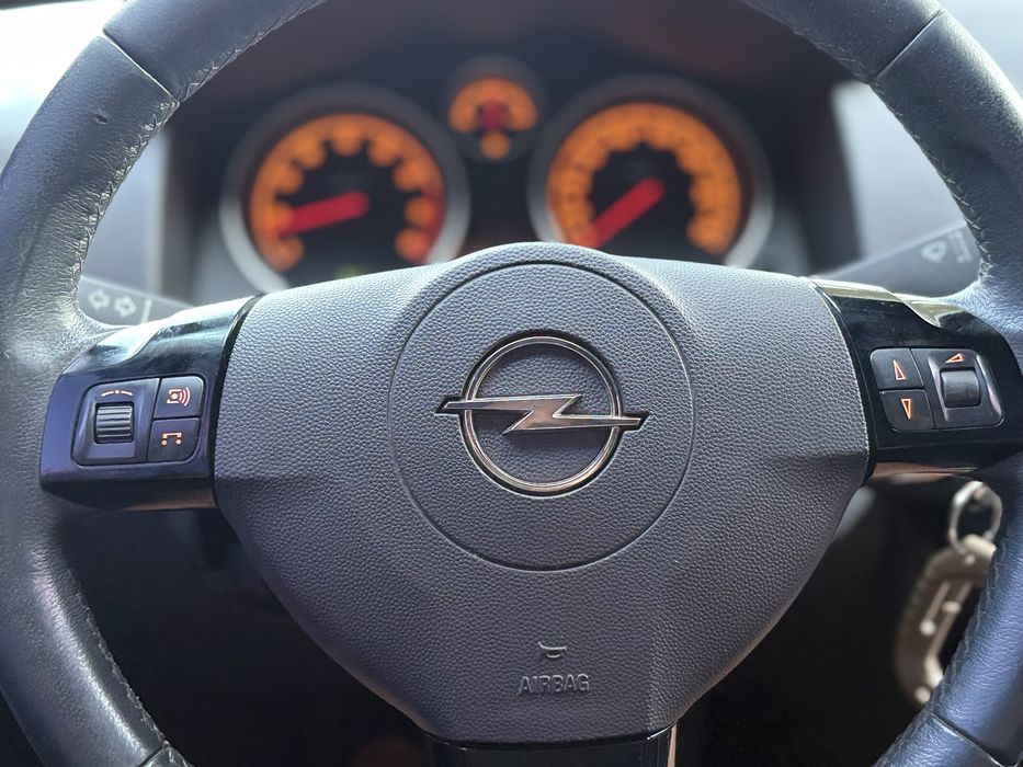 Opel Astra H 2009