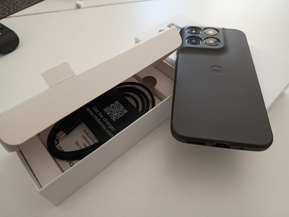 Motorola Moto G77