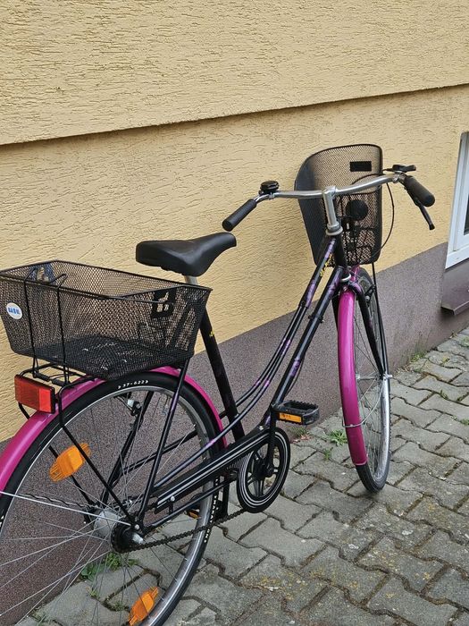 Rower Miejski "Retro Pink" –28 cali, 3 Biegi, Koszyki, Gotowy do Jazdy!