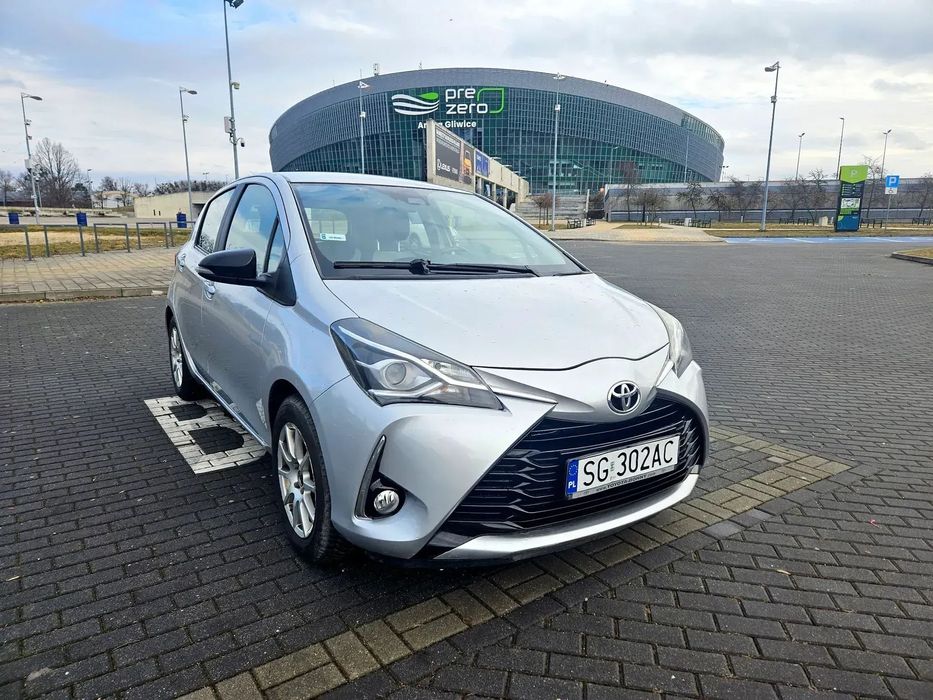 Toyota Yaris SPRZEDAM !!! Toyota Yaris 1.5 Premium 111 KM