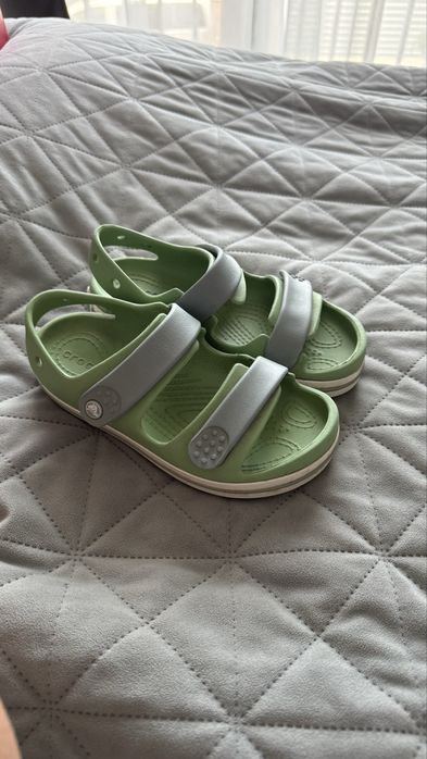 Crocs c13.
