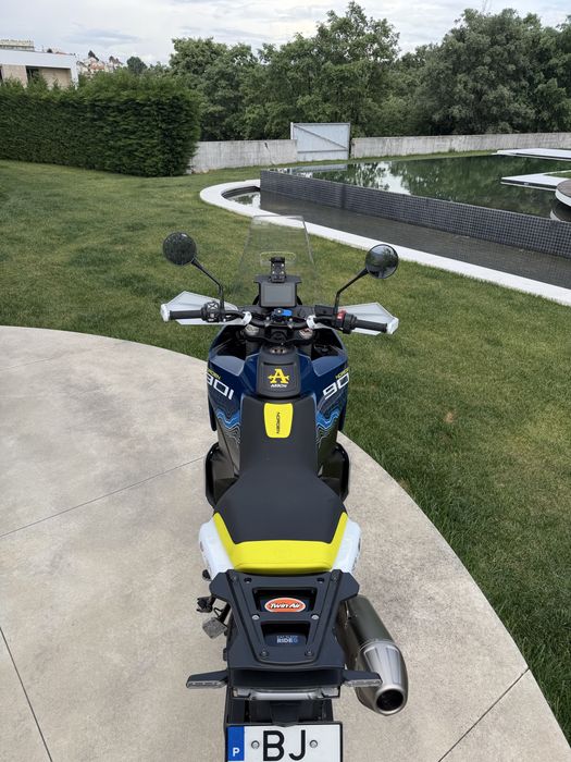 Husqvarna 901 Expedition 2024