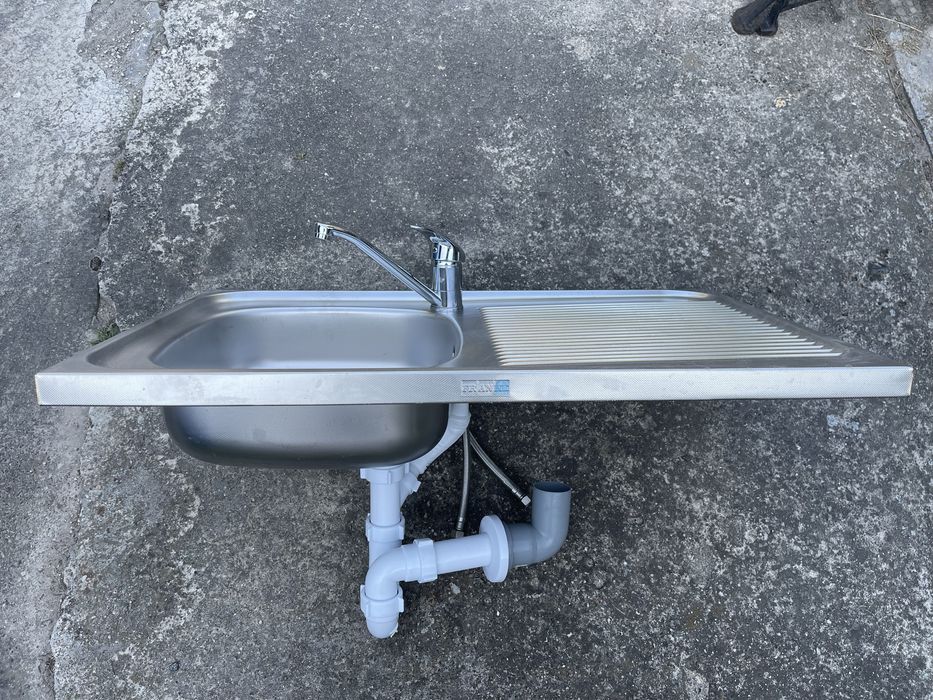 Zlewozmywak Franke z baterią i odpływem