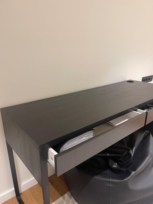 Mesa escritório preta