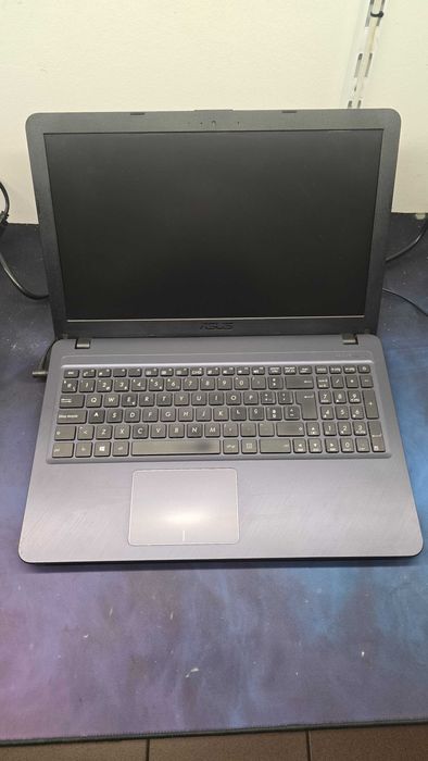 Portatil Asus i3, 8Gb DDR4, 250Gb SSD