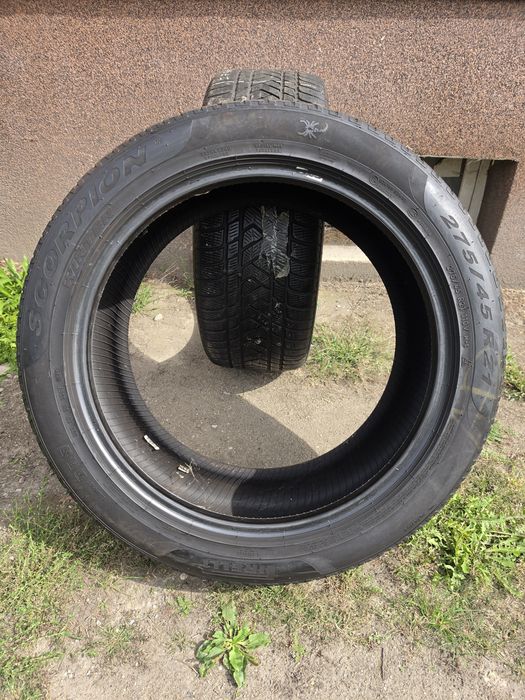 275/45 R21 110 V - Pirelli Scorpion Winter - cena za 2 szt - 26/2021 ~5,5 mm- fv23 -