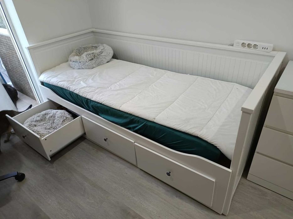 Cama Divã IKEA HEMNES Branca (80x200 / 160x200) + Colchão VESTERÖY Grátis