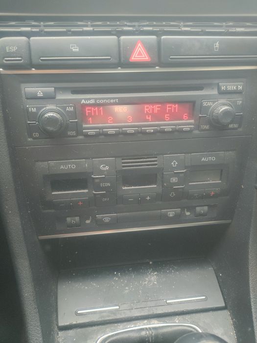 Audi A4 B6 B7 1DIN radio CONCERT części wizytownik uchwyt na kubek