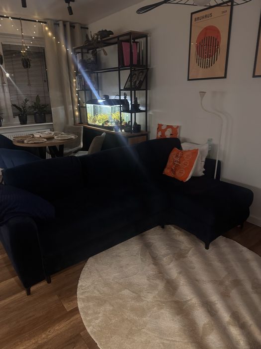 Granatowy naroznik welur