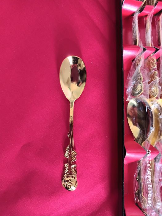 Faqueiro 15 peças banho d'ouro Novo