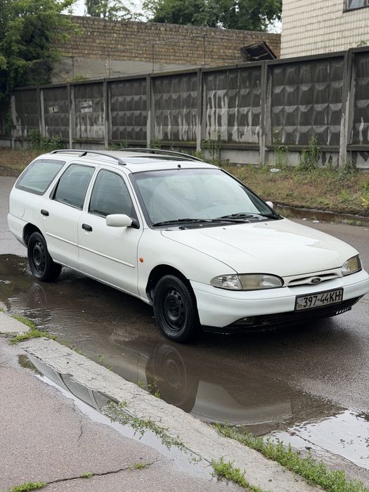 Ford Mondeo 1.6 универсал