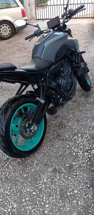 Mota Mt07 de 2023