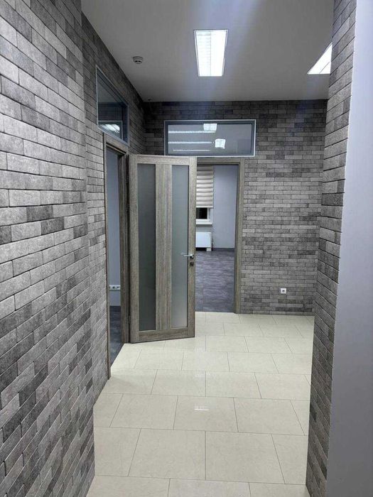 вул.Антоновича.Сучасний, свіжий ремонт офіс 300м.кв.з Генератором. Open Space - 2шт.в Центрі Олімпійська та Конституційний суд.БЕЗ%