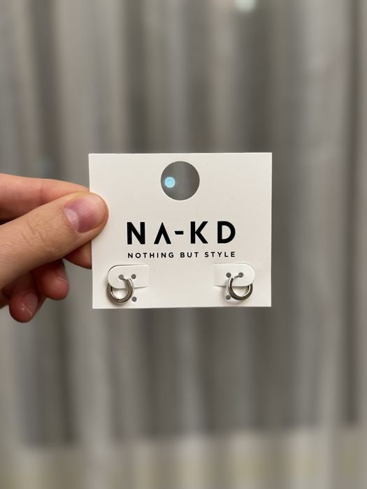 Лот крем для рук сережки чохол косметичка mango чохол iphone