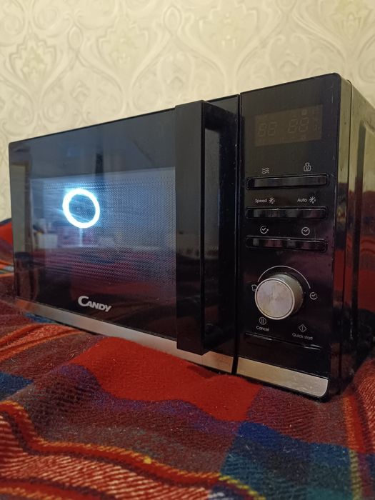 Микроволновая печь Candy