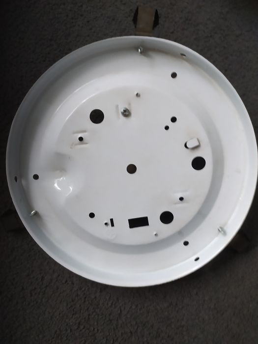 Sprzedam lampe przysufitowa plafon