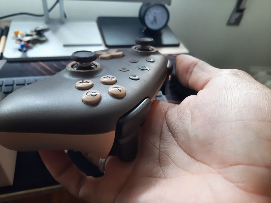 Comando 8BitDo Ultimate 2C