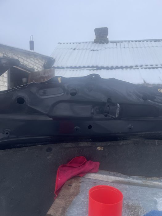 Капот mazda 3 bk хетчбек чорний