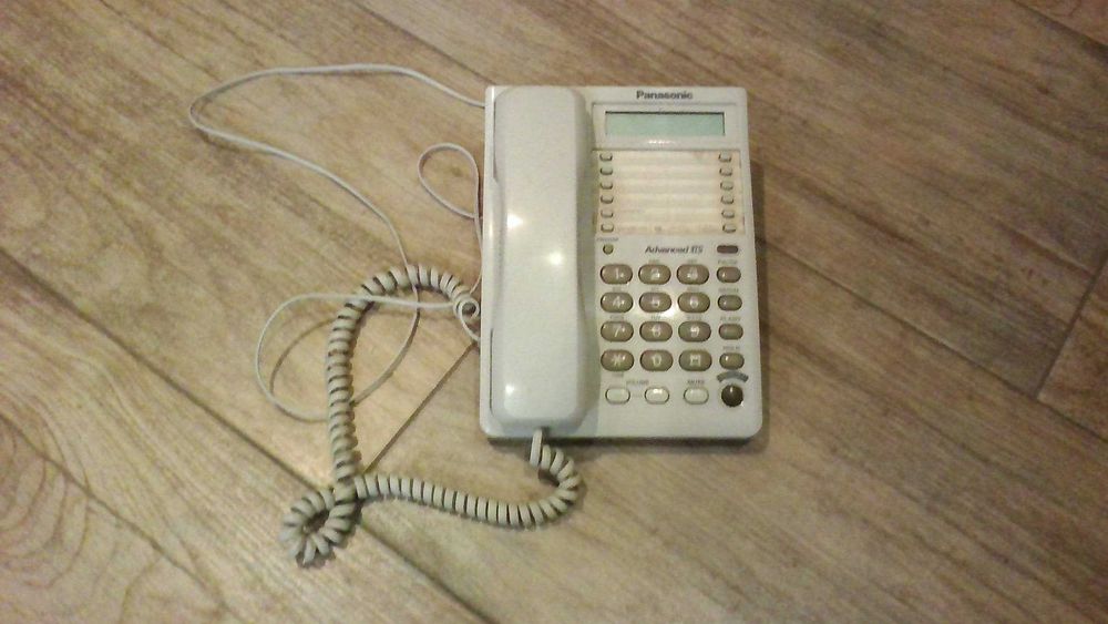Телефон Panasonic KX-TS2362RUW б/у