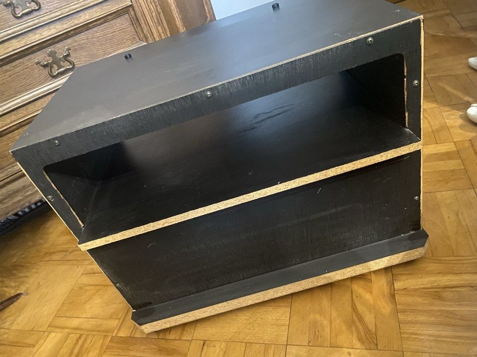 Тумбочка под телевизор