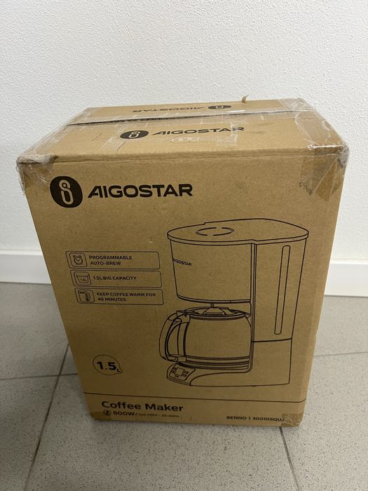 Máquina de Café Aigostar Basic Black & White — nova na caixa