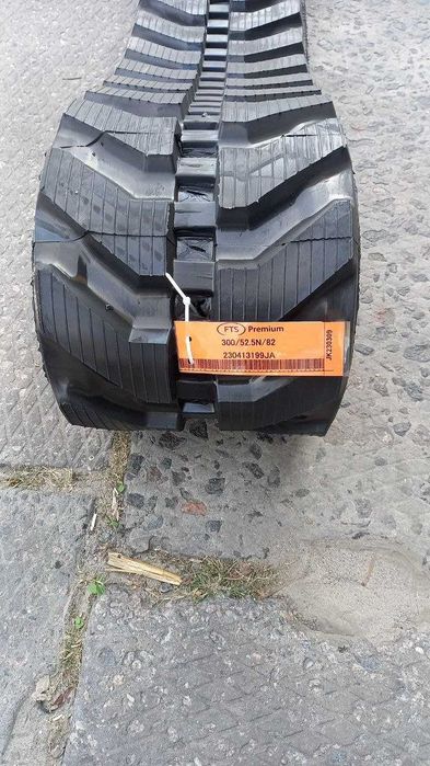 Гумова гусениця 300х52,5х82N   300/52.5/82N